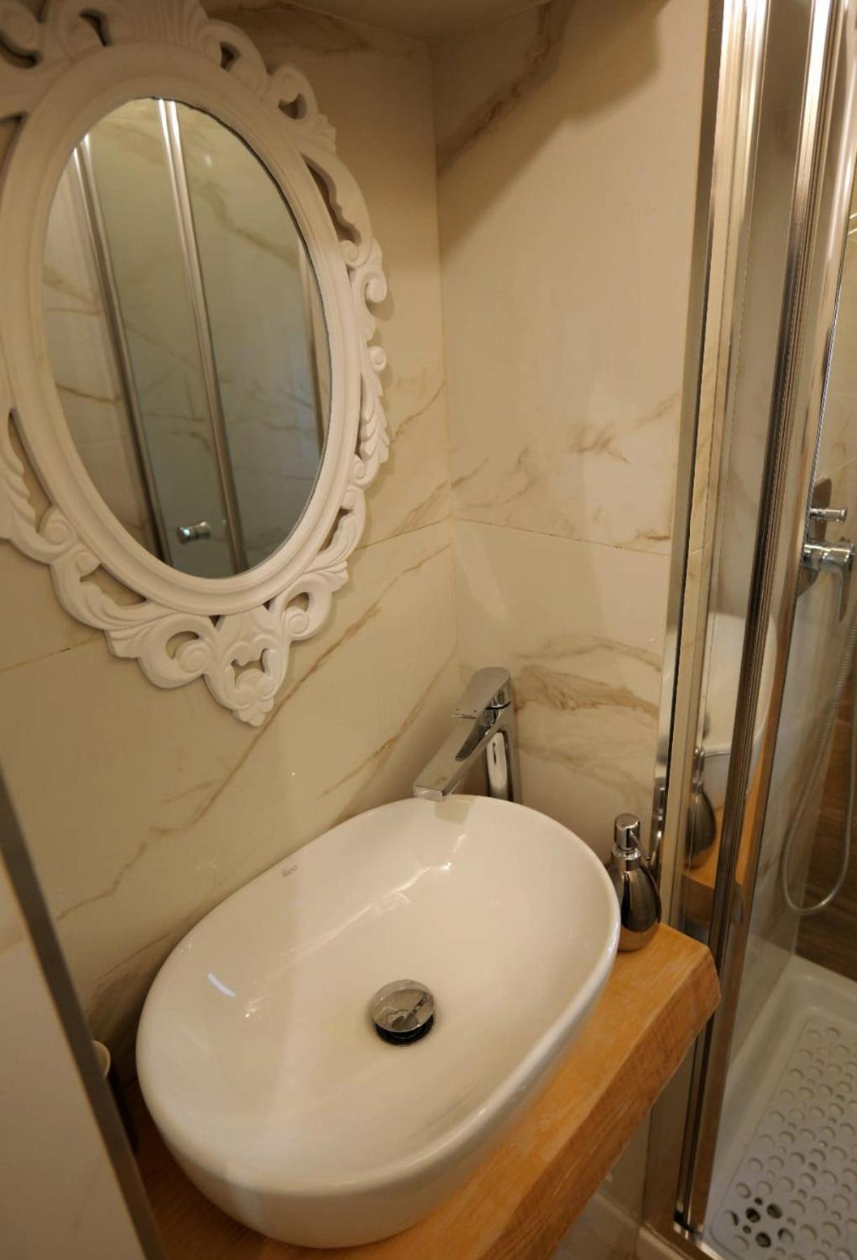 Casamira B&B Napoli Centrale Eksteriør bilde