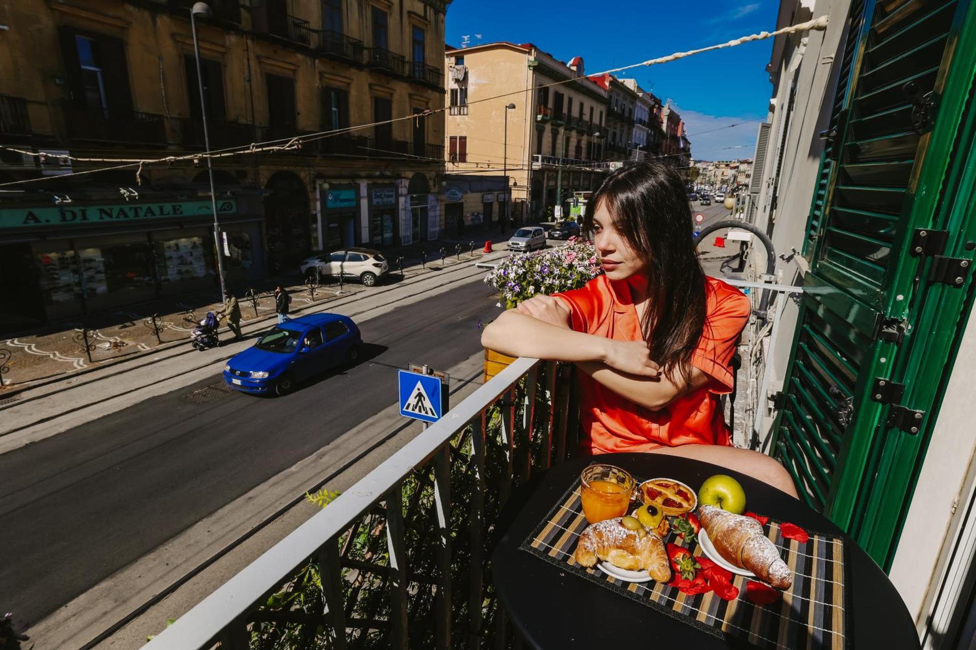 Casamira B&B Napoli Centrale Eksteriør bilde