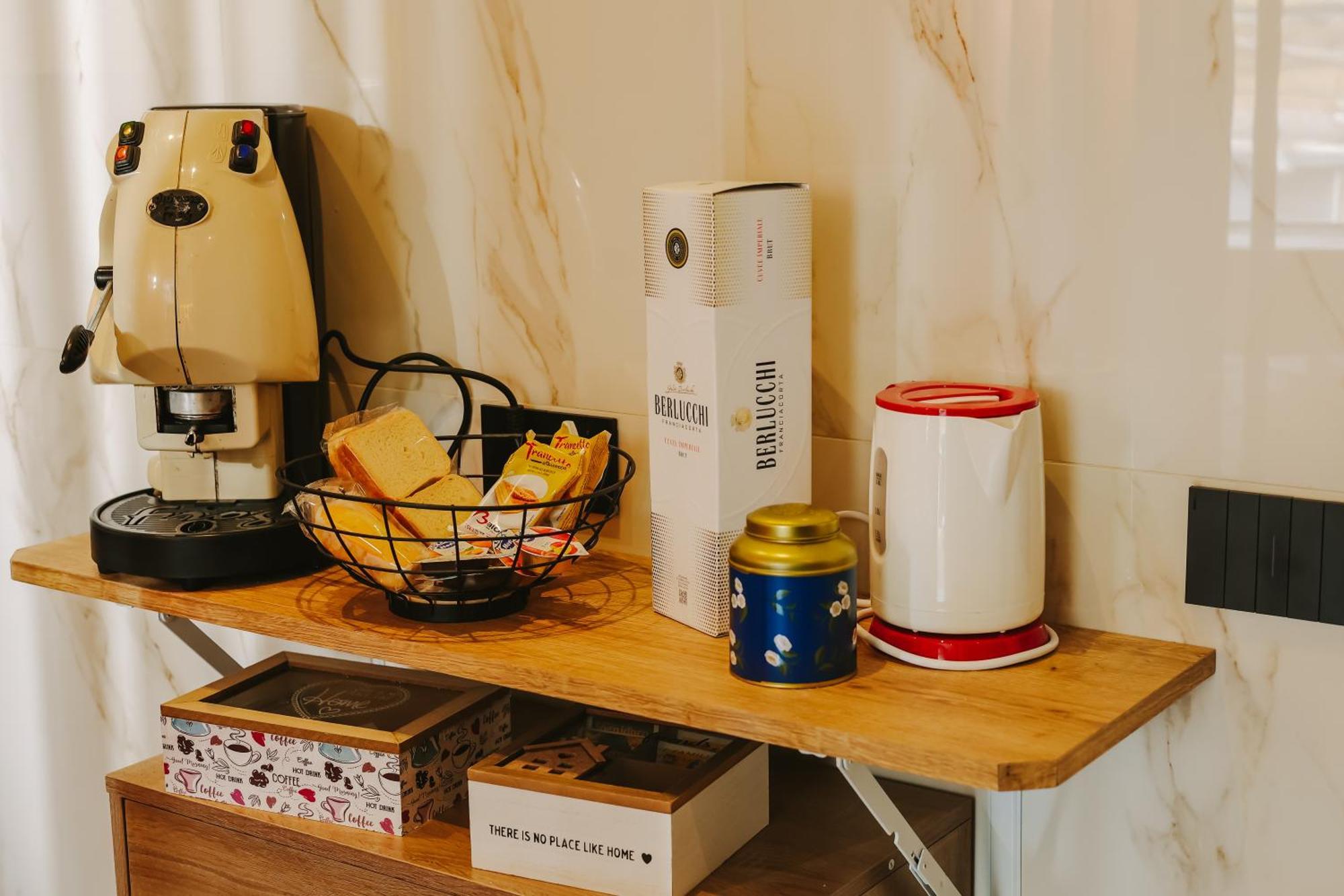 Casamira B&B Napoli Centrale Eksteriør bilde
